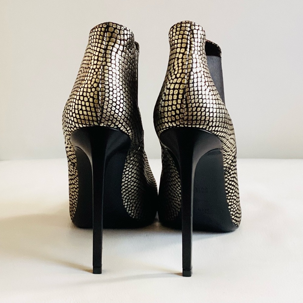 Saint Laurent Snake Embossed Black and Gold Ankle Spike Heel Boots SZ 8.5/38.5 - Picture 4 of 10
